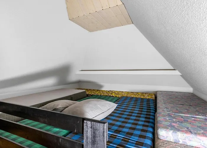 Cozy In With View